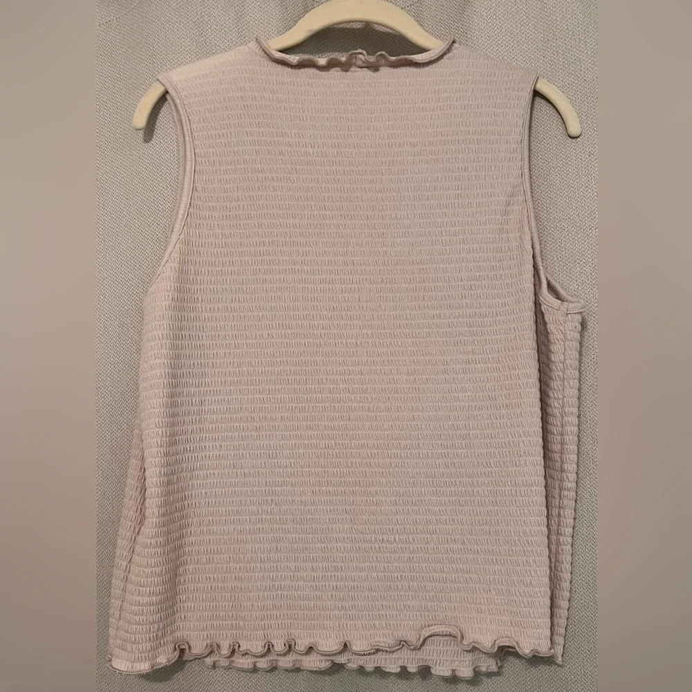 Cropped Tank Top - Picture 2 of 3